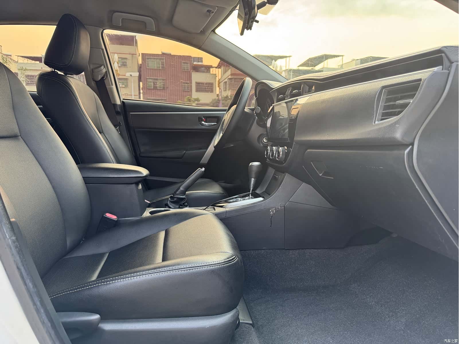 Toyota Corolla, 2016 12