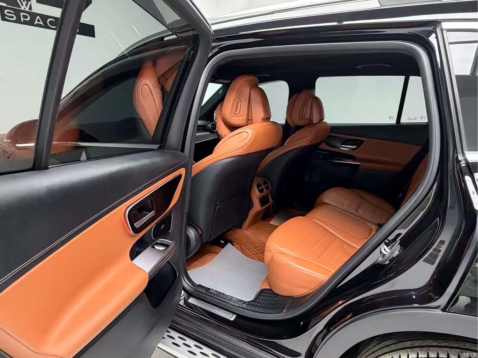 Mercedes-Benz GLC, 2024 15