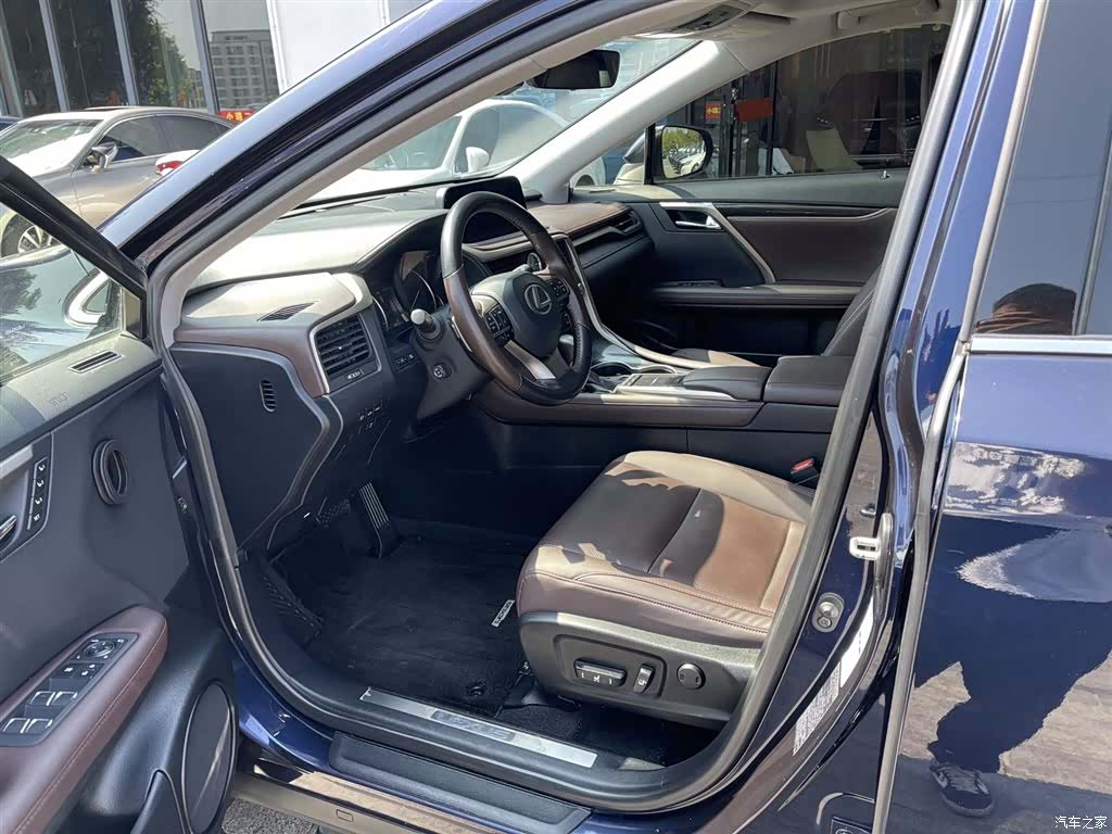 Lexus RX, 2022 9