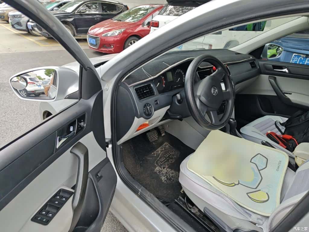 Skoda Rapid, 2014 23
