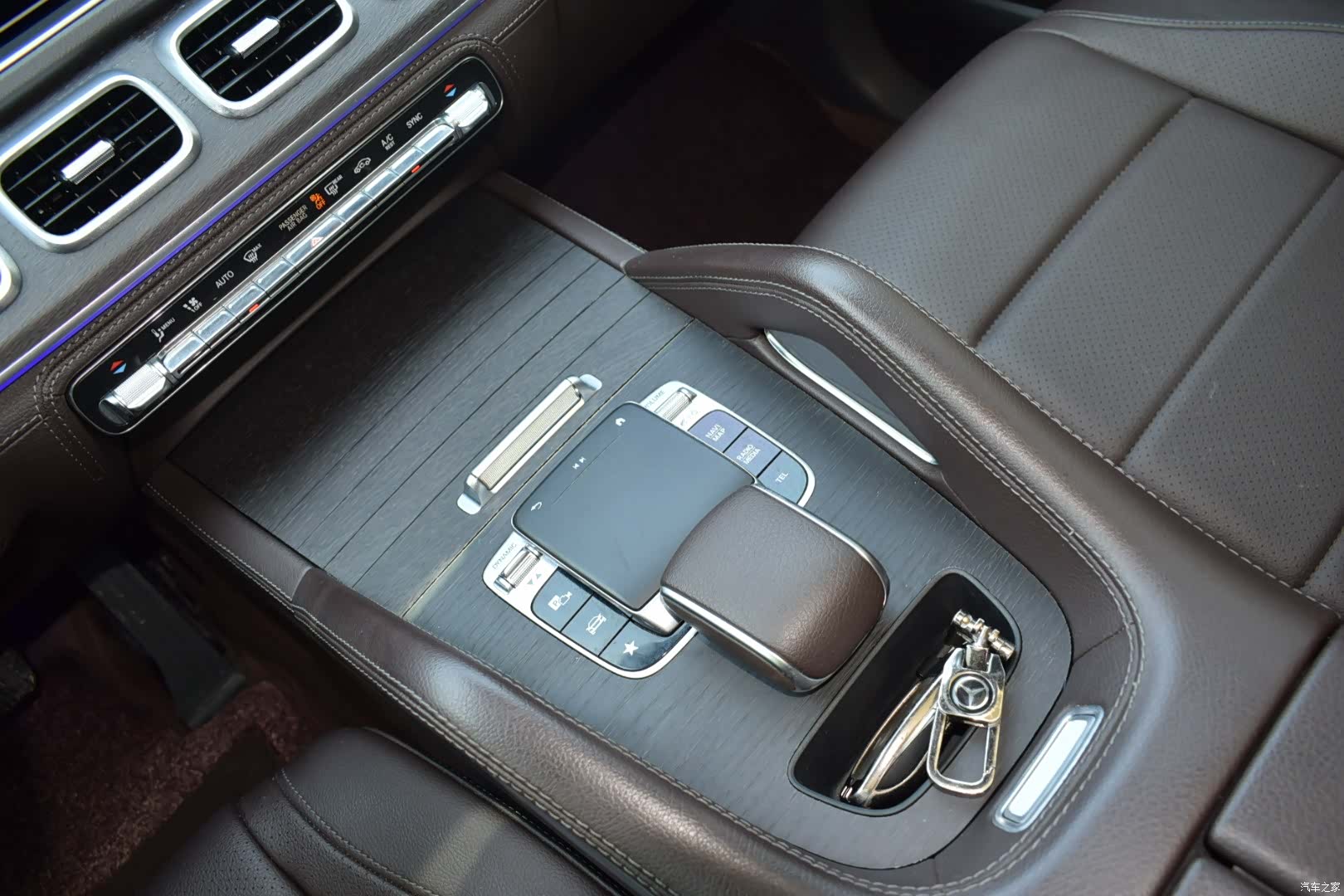 Mercedes-Benz GLE, 2020 19