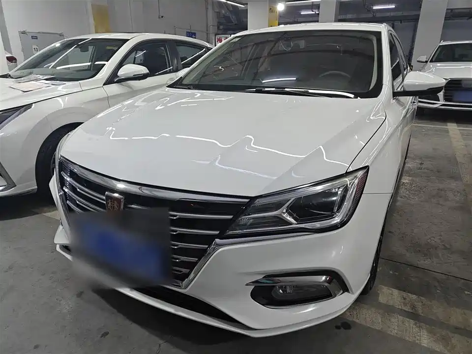 Roewe i5