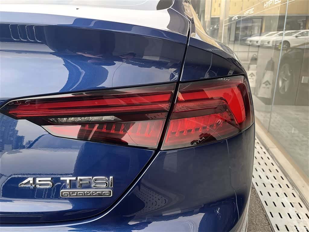 Audi A5, 2018 13