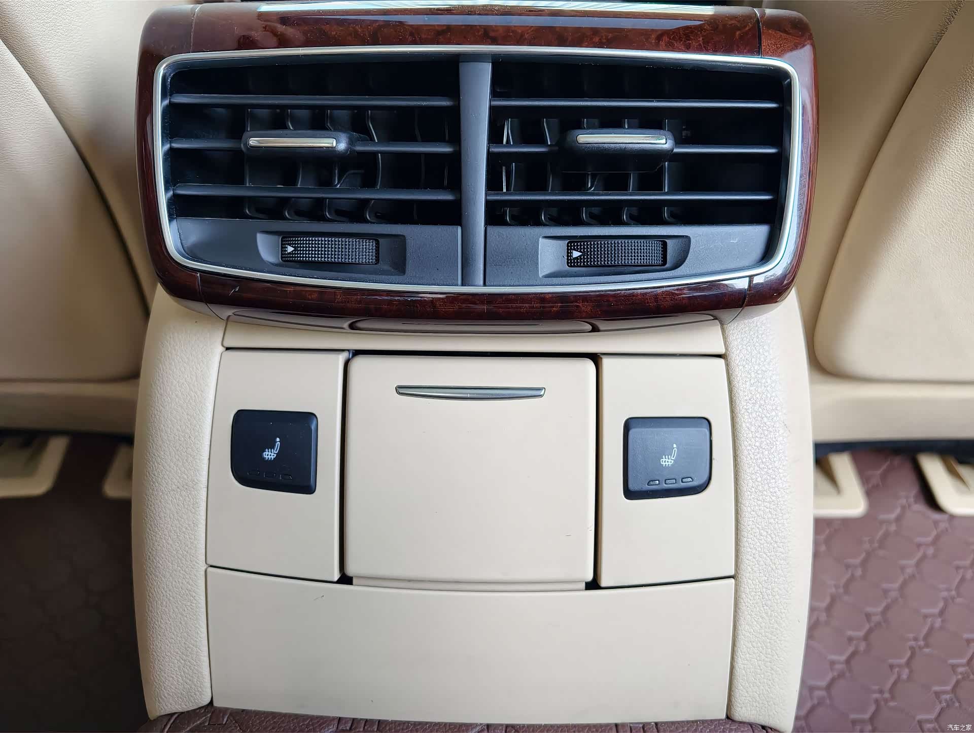 Audi A8L, 2011 22