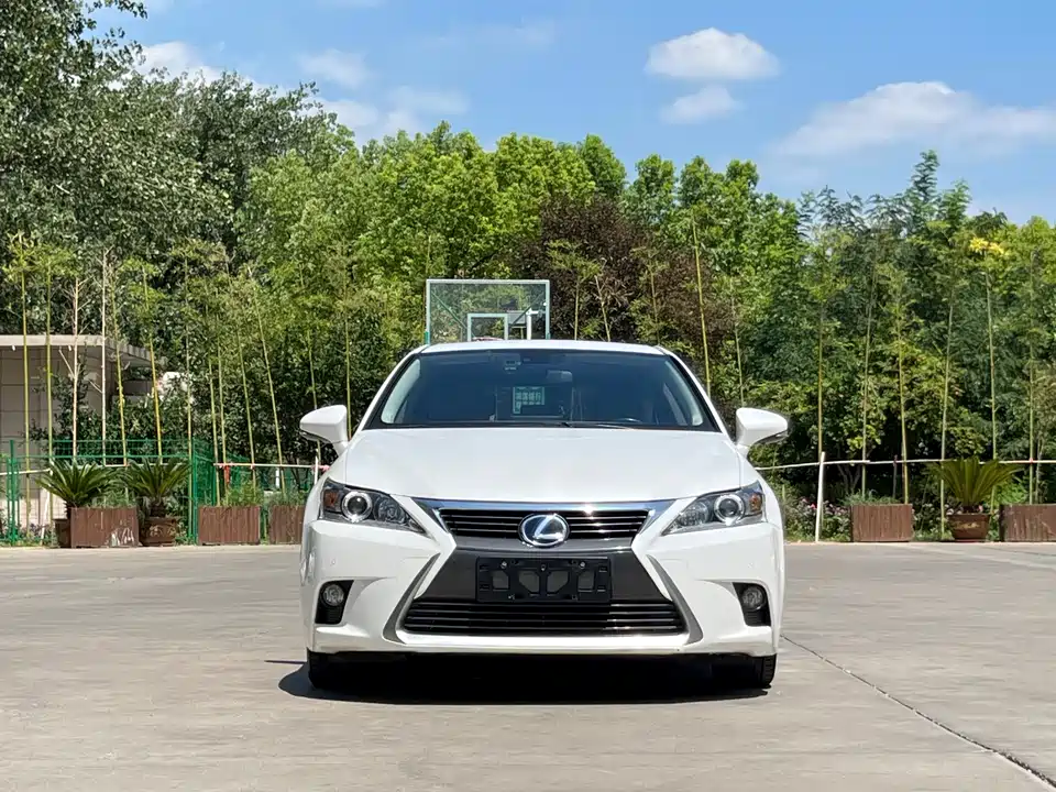 Lexus CT