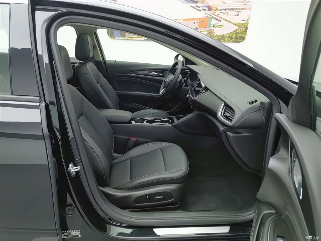 Buick Regal, 2023 23