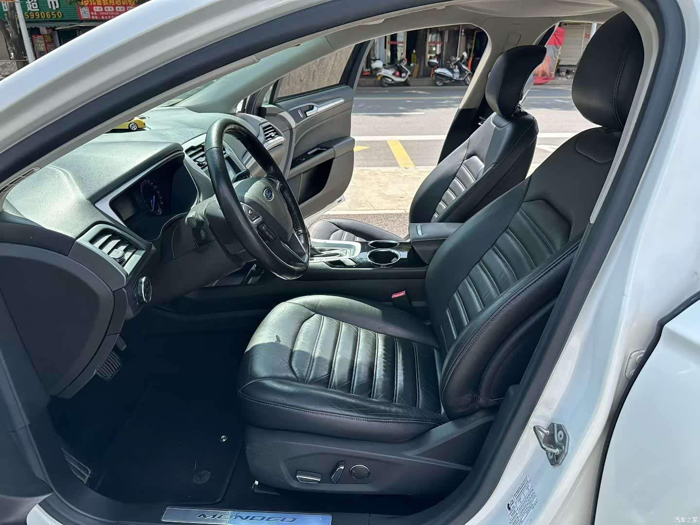 Ford Mondeo, 2015 6