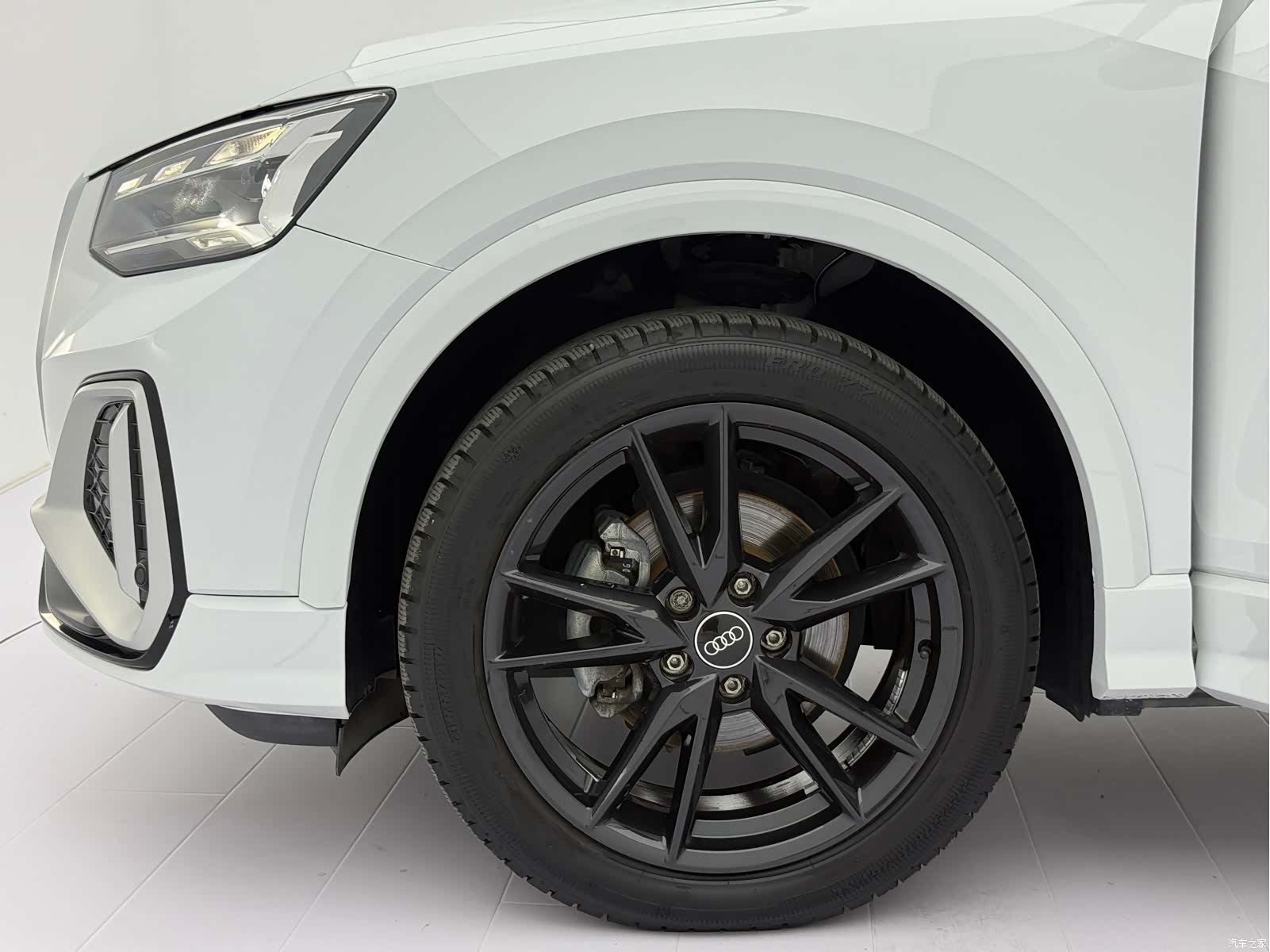 Audi Q2L, 2023 21