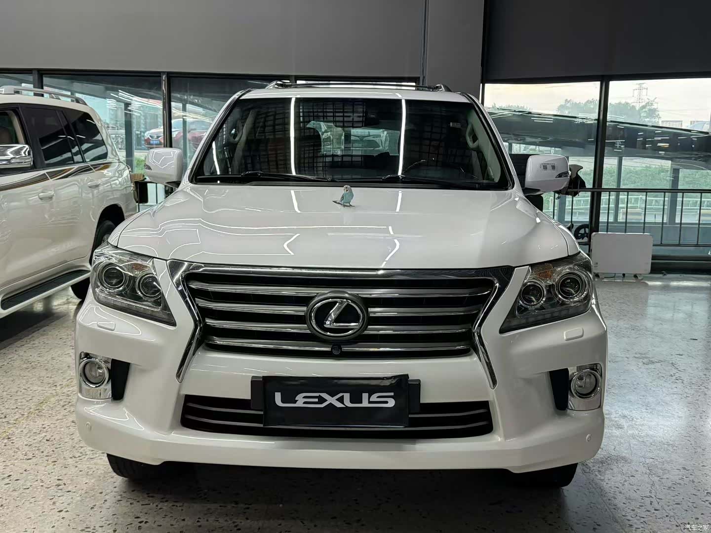 Lexus LX, 2012 2