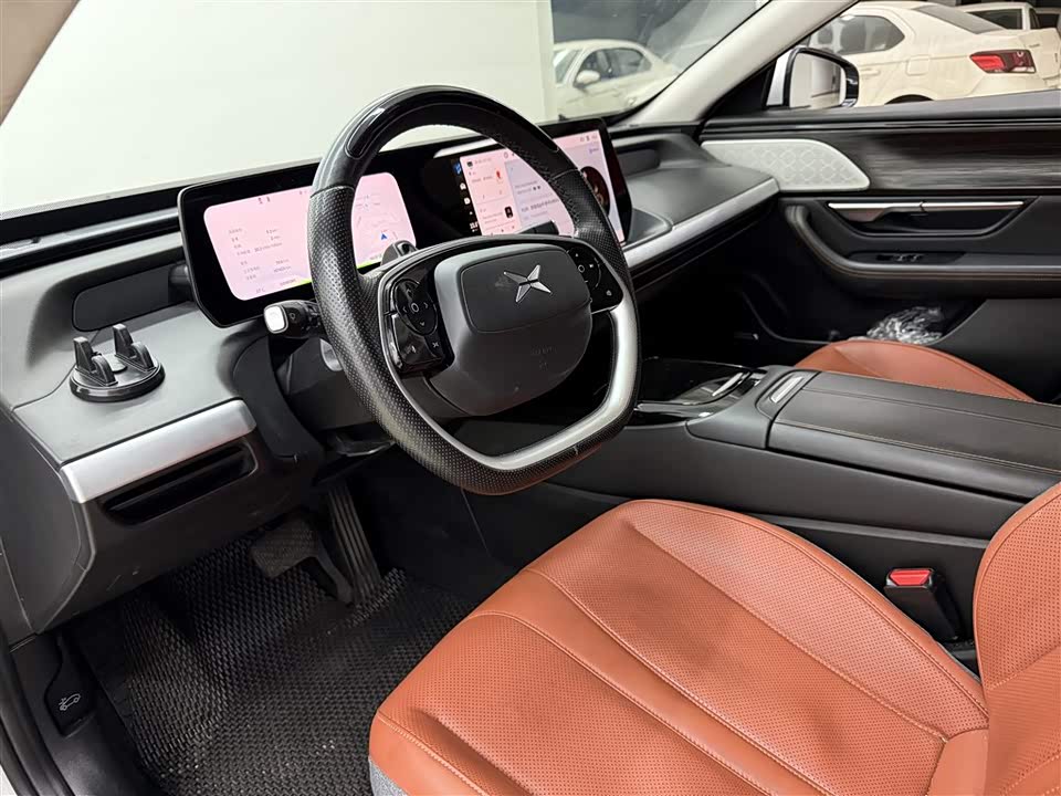 XPENG P7