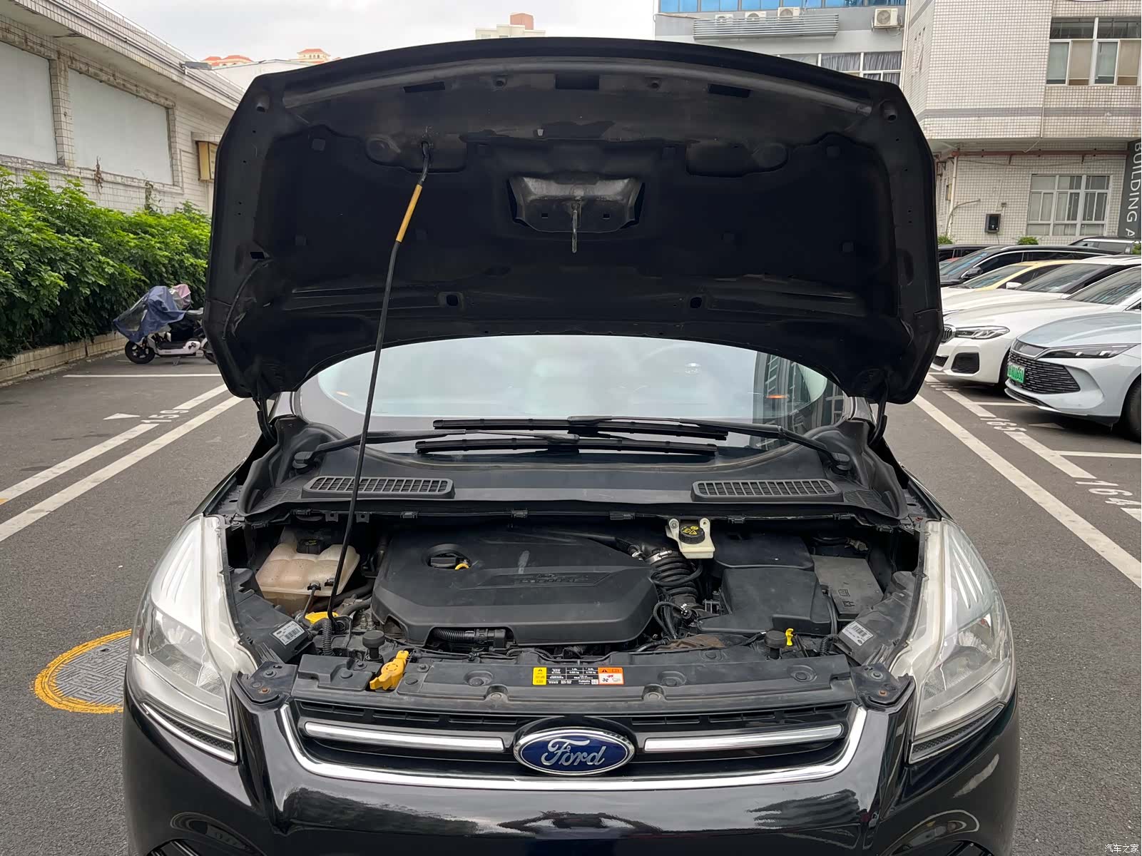 Ford Kuga, 2014 11