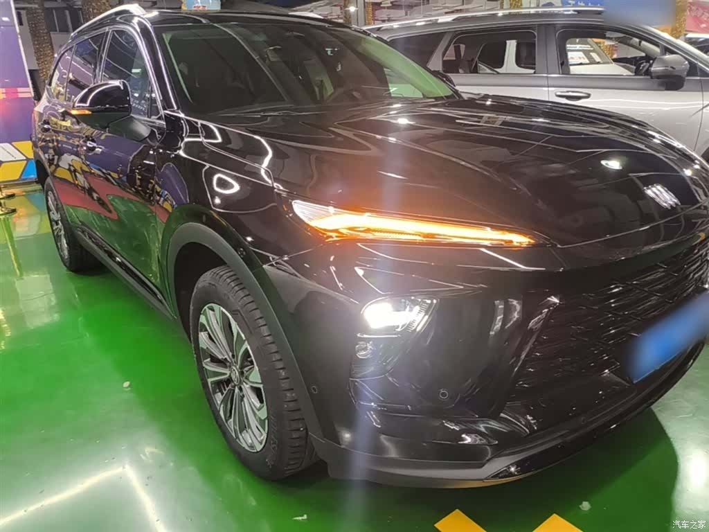 Buick Envision Plus, 2025 4