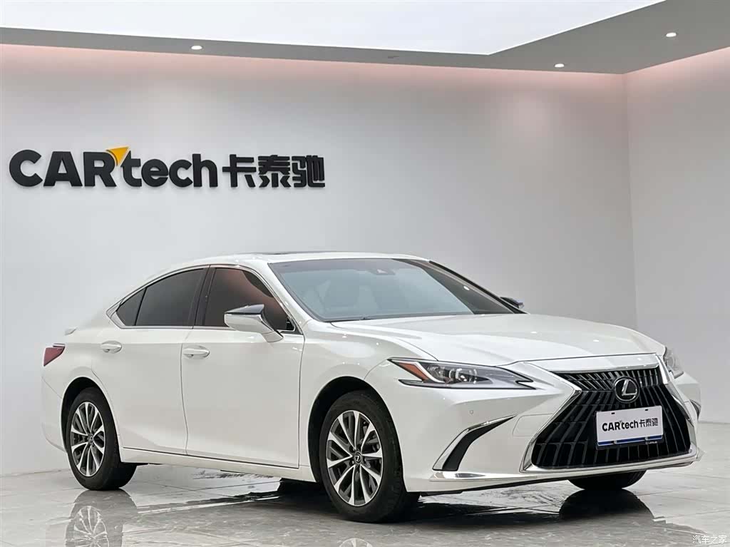 Lexus ES, 2024 6