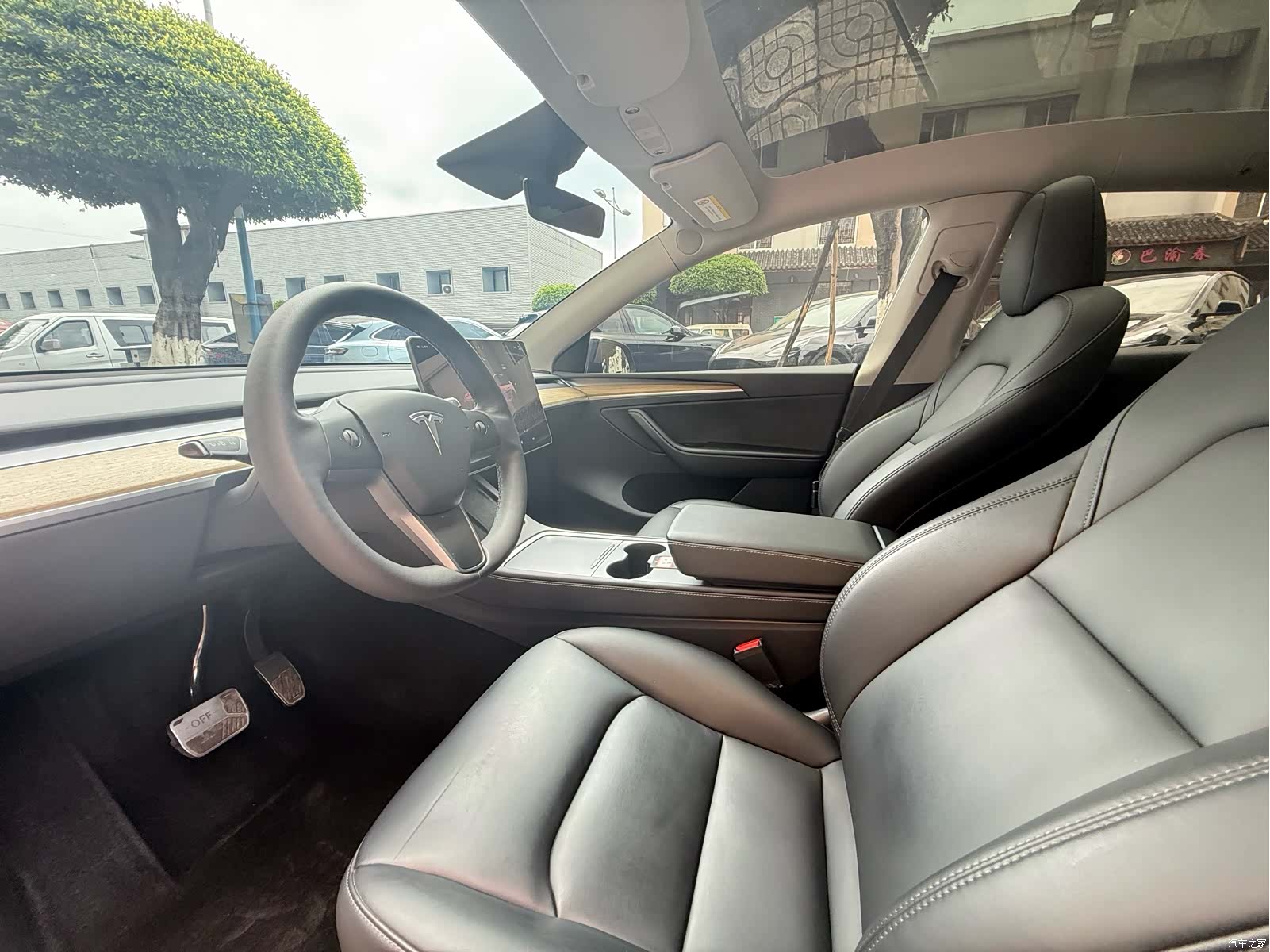 Tesla Model Y, 2023 10
