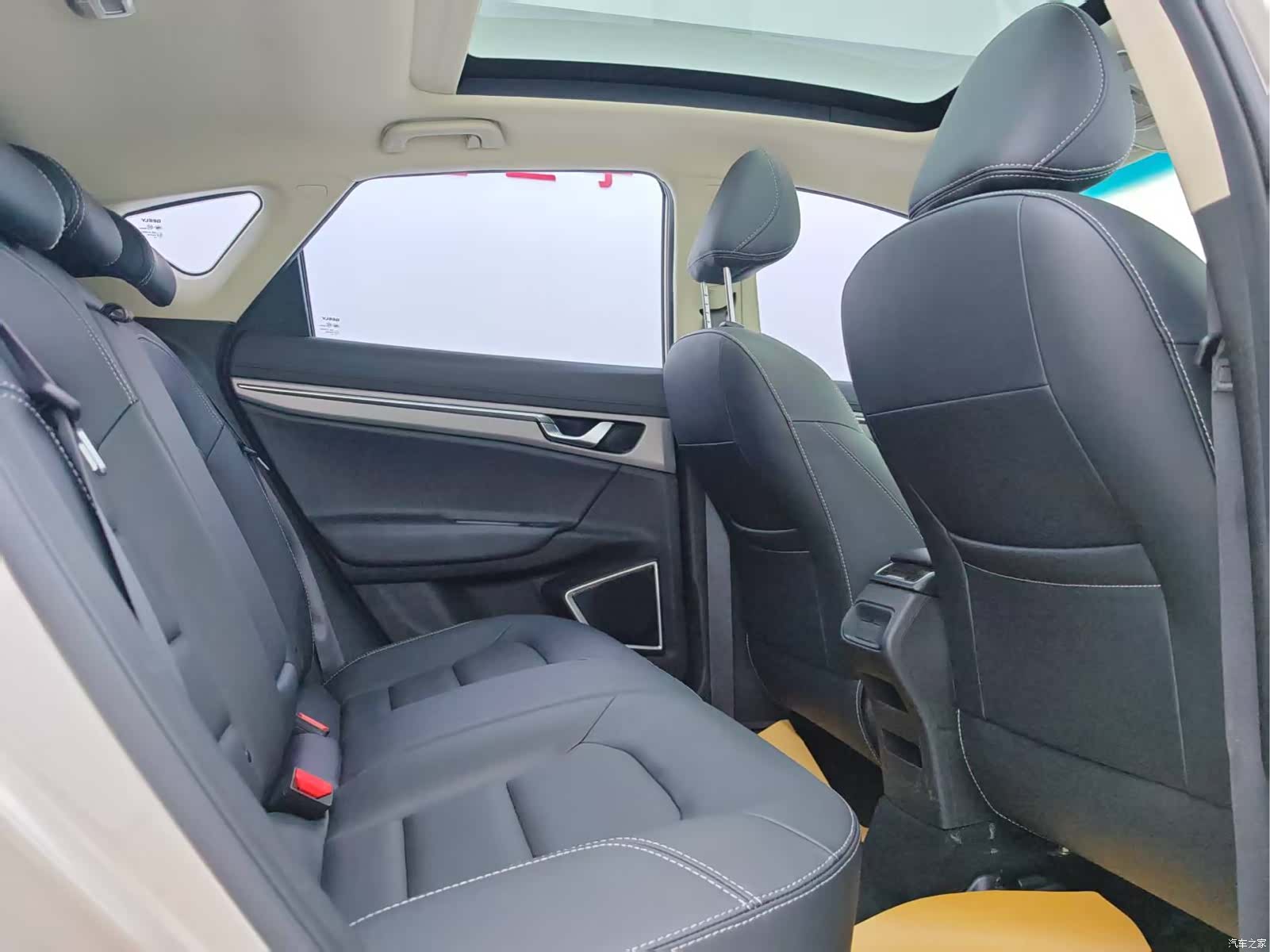 Geely Emgrand, 2018 27