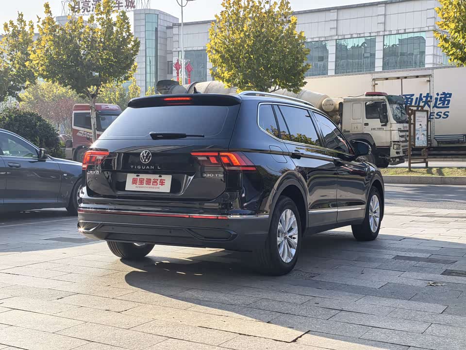 Volkswagen Tiguan L