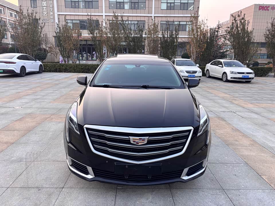 Cadillac XTS