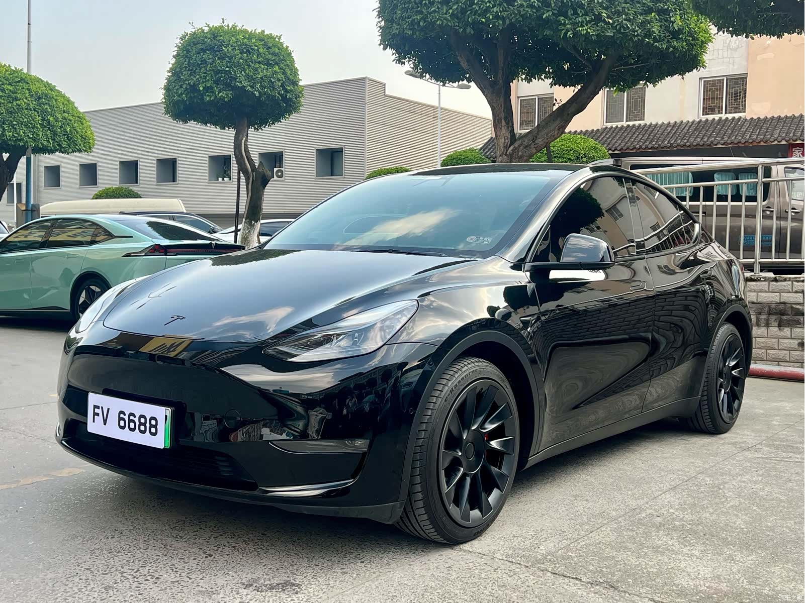 Tesla Model Y, 2022 2