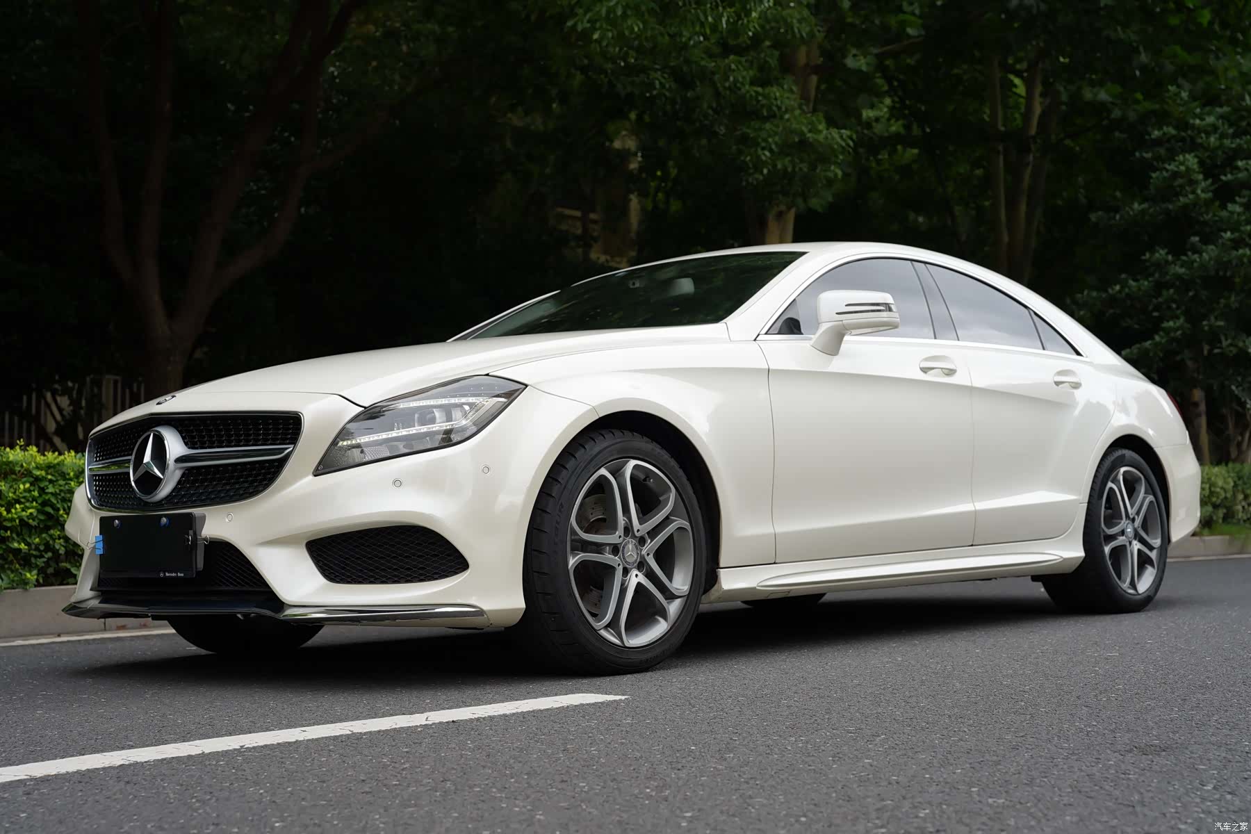 Mercedes-Benz CLS, 2015 3