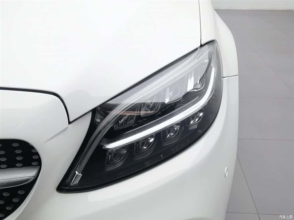 Mercedes-Benz C-Class, 2020 7