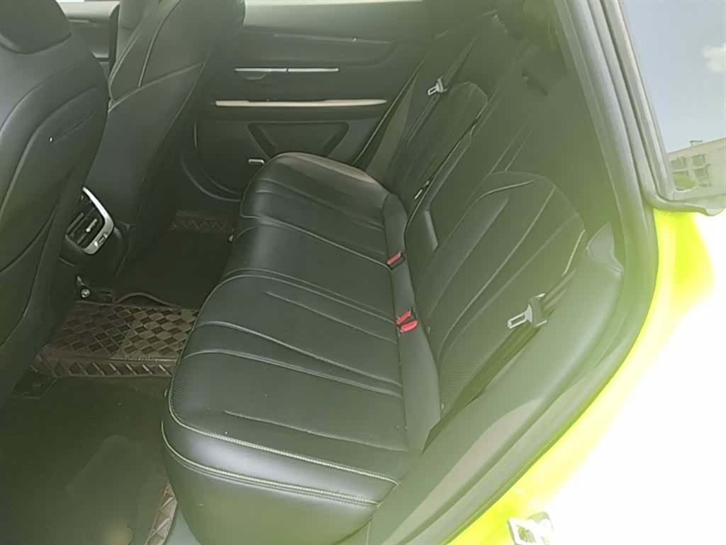 Xpeng P7, 2021 17