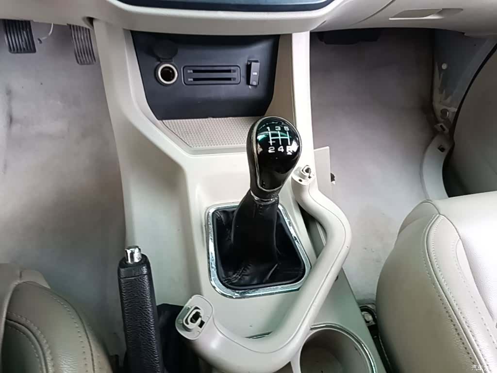 DongFeng M5L, 2019 10