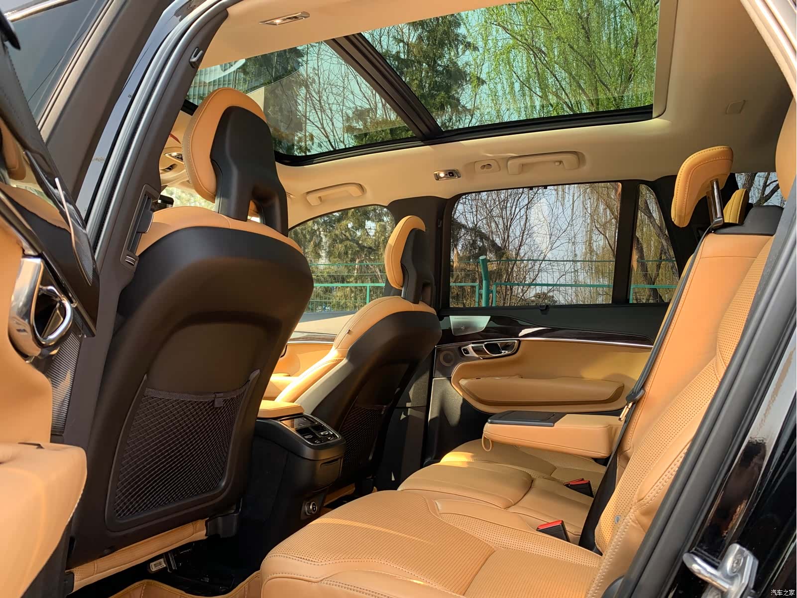Volvo XC90, 2015 13