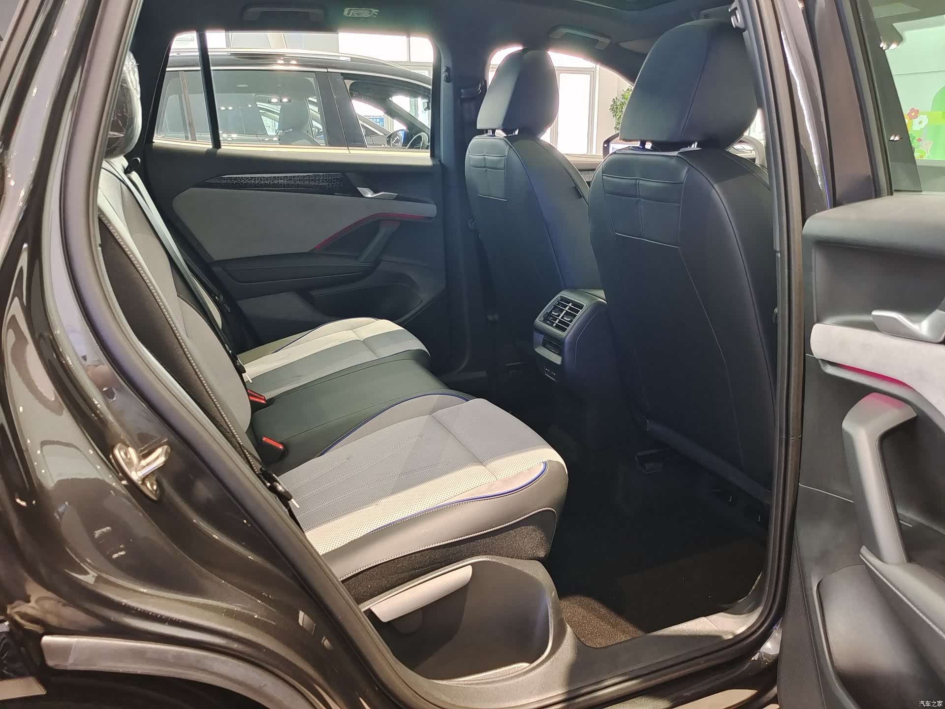 Volkswagen Tayron, 2025 9