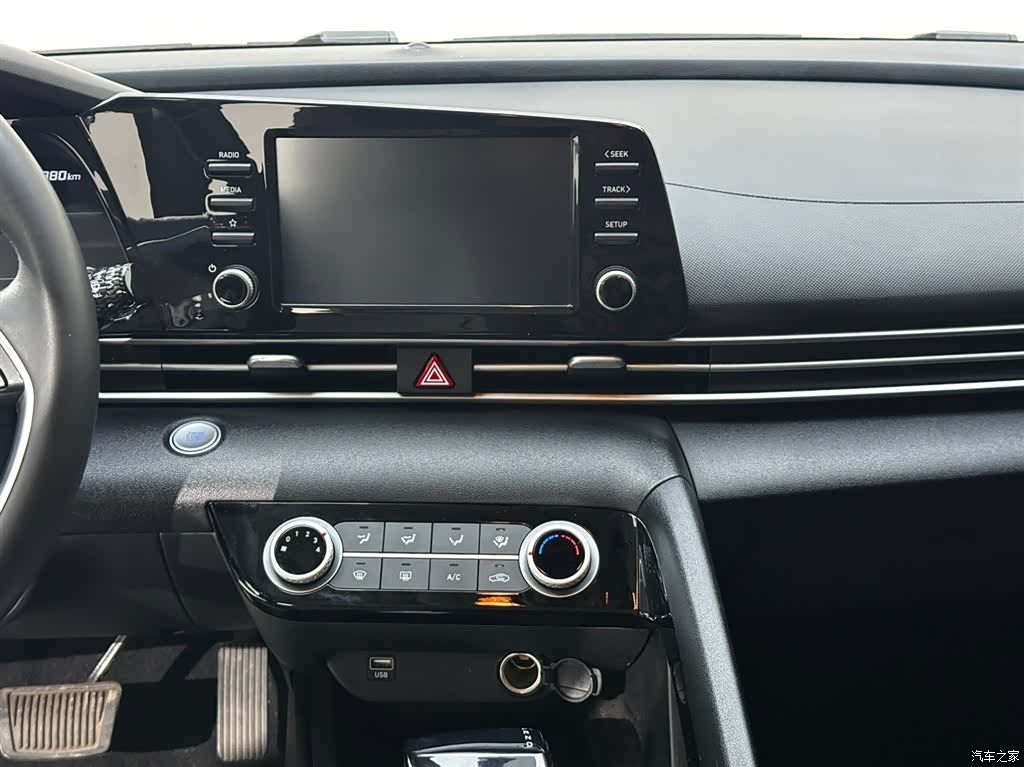 Hyundai Elantra, 2023 18
