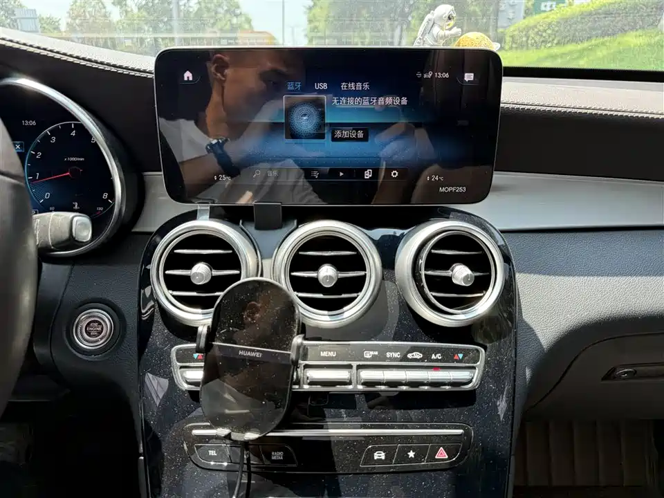 Mercedes-Benz GLC Mercedes-Benz GLC