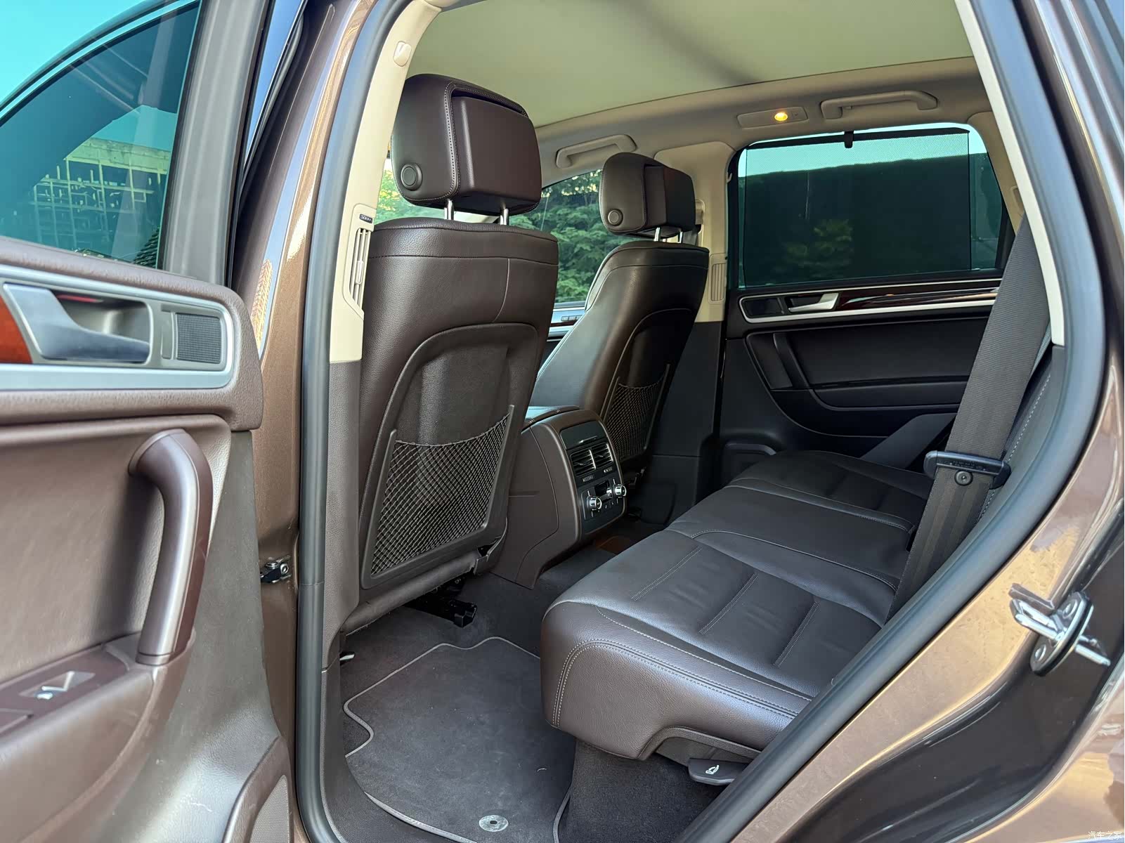Volkswagen Touareg, 2015 10