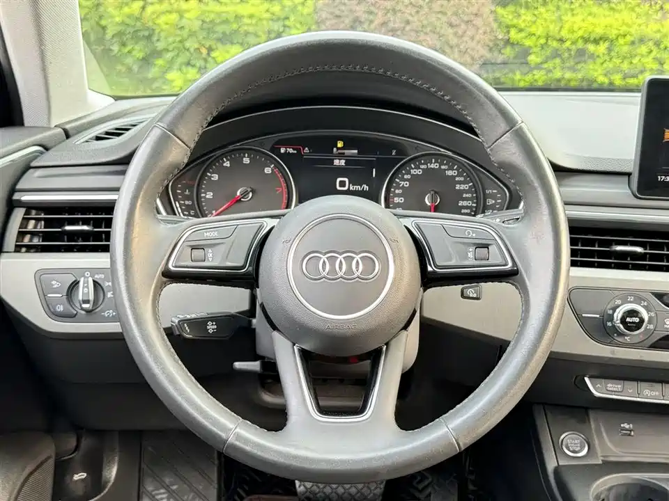 Audi A4L