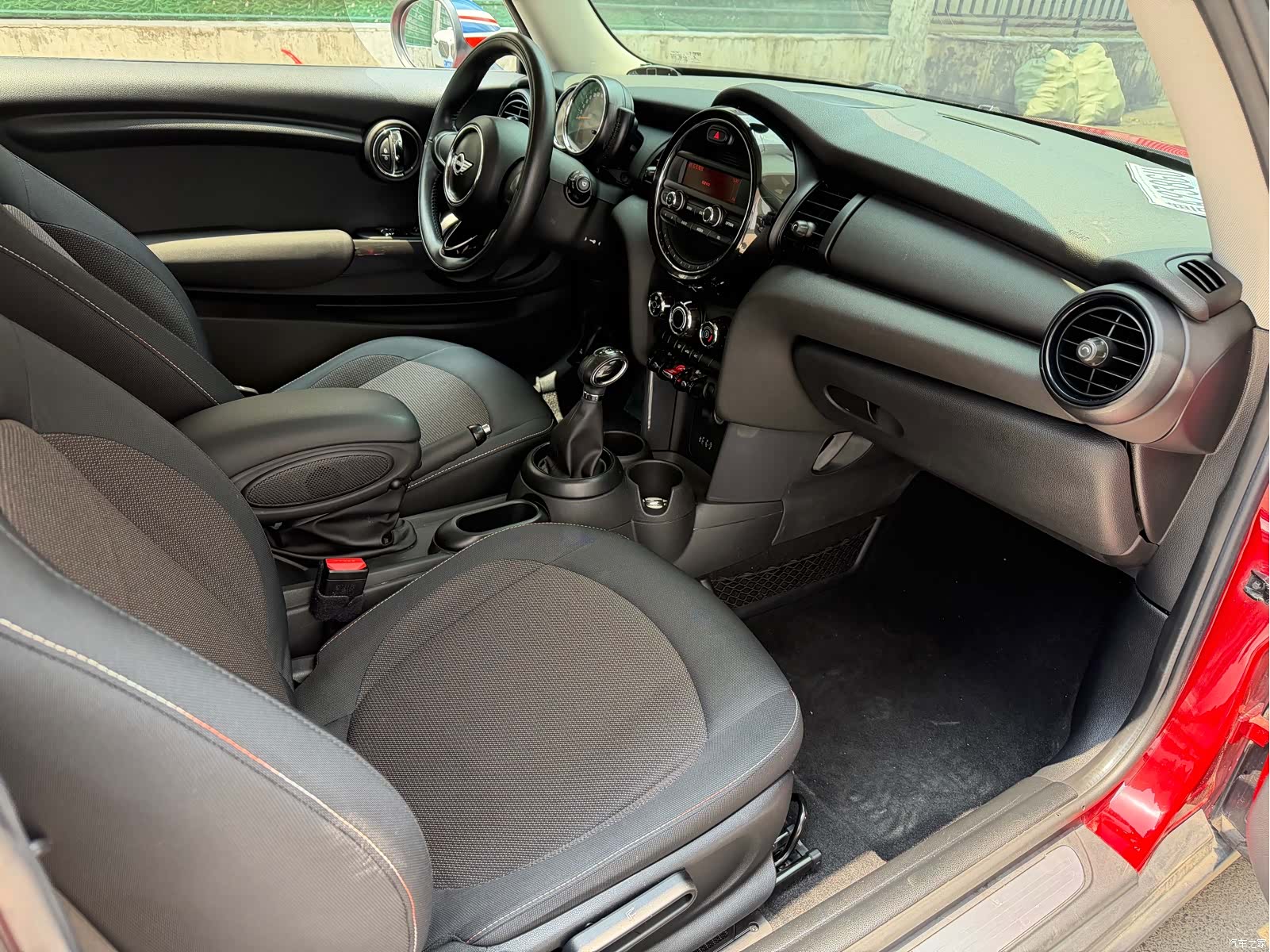 Mini ONE, 2015 10