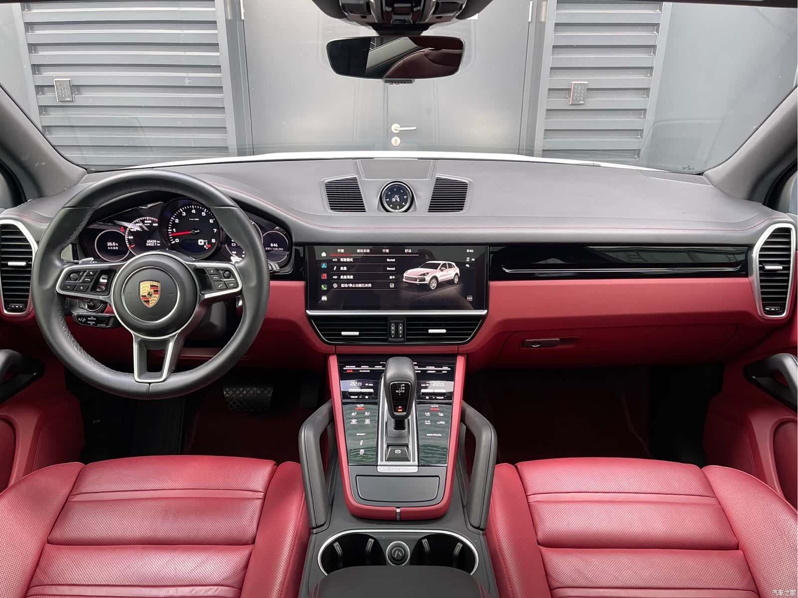 Porsche Cayenne, 2023 8