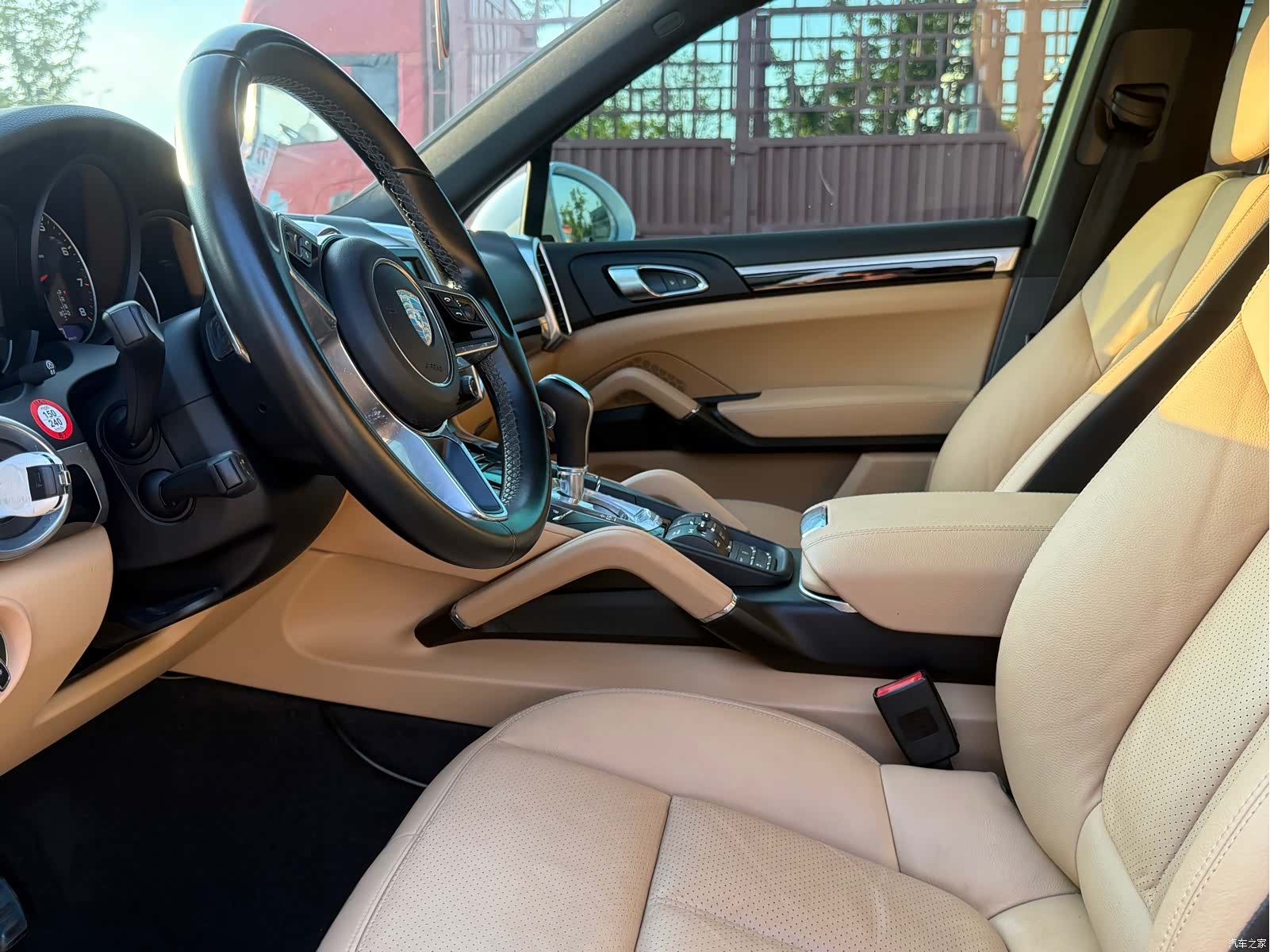 Porsche Cayenne, 2016 8