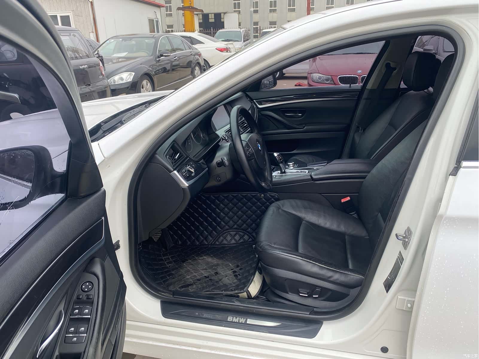 BMW 5 Series, 2012 4