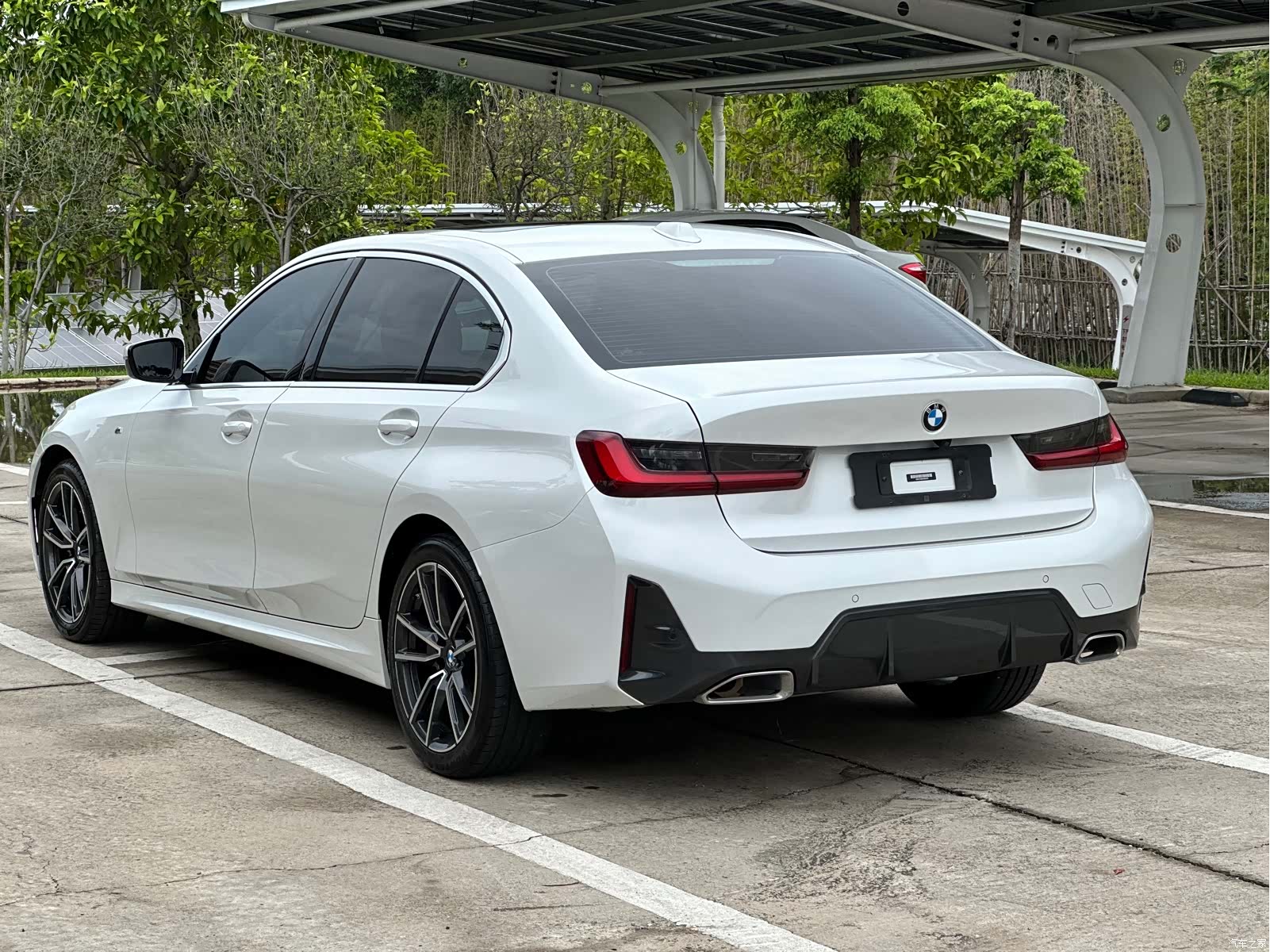 BMW 3 Series, 2023 10