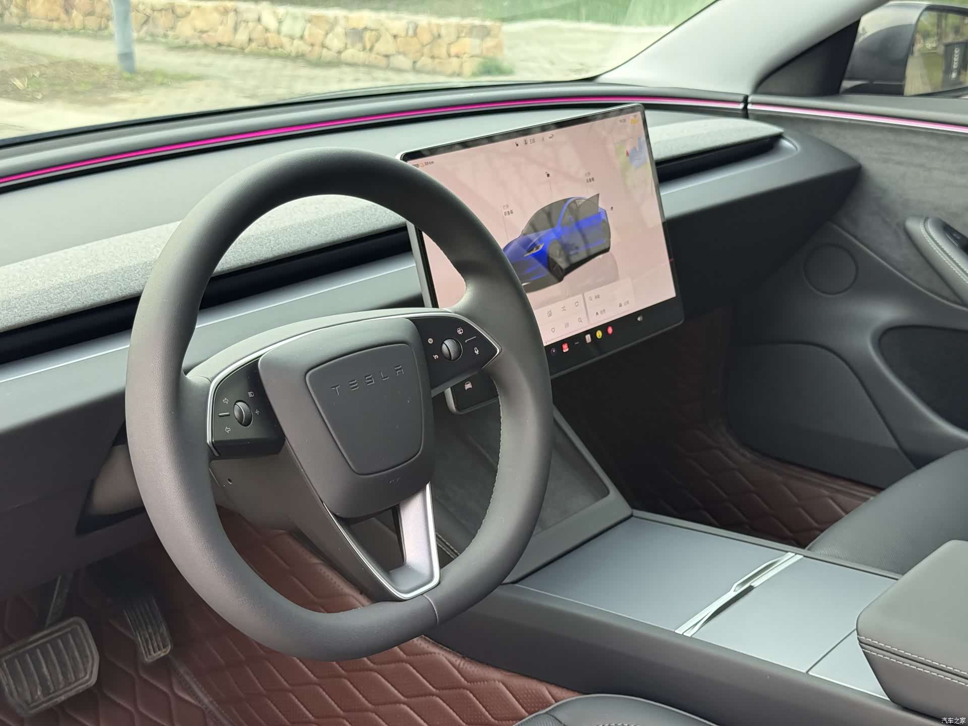 Tesla Model 3, 2025 15