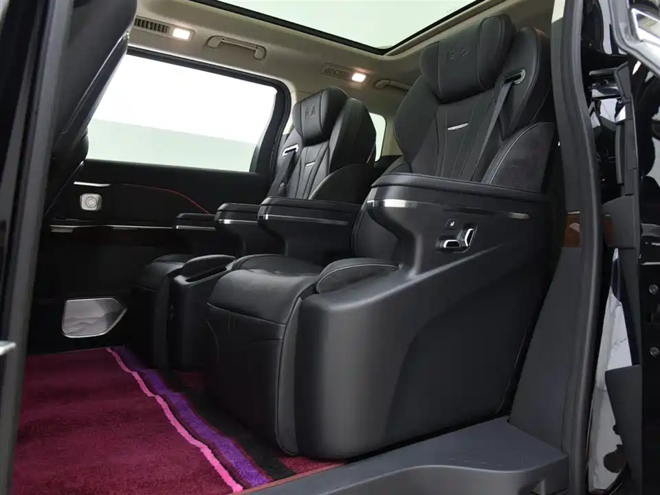 Hongqi HQ9 Hongqi HQ9