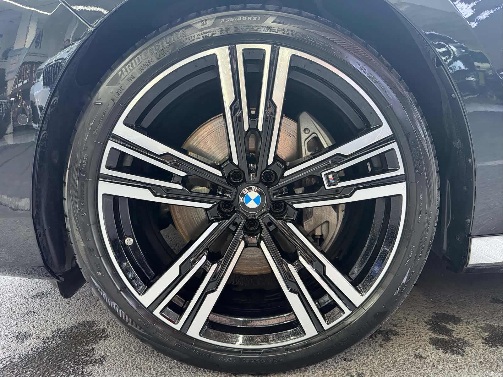 BMW 7 Series, 2023 все фото