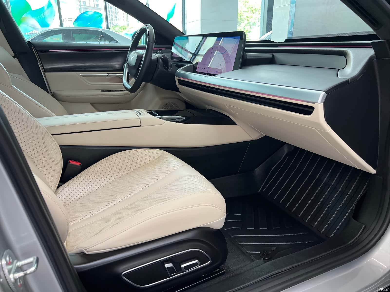 Xpeng P7, 2021 8