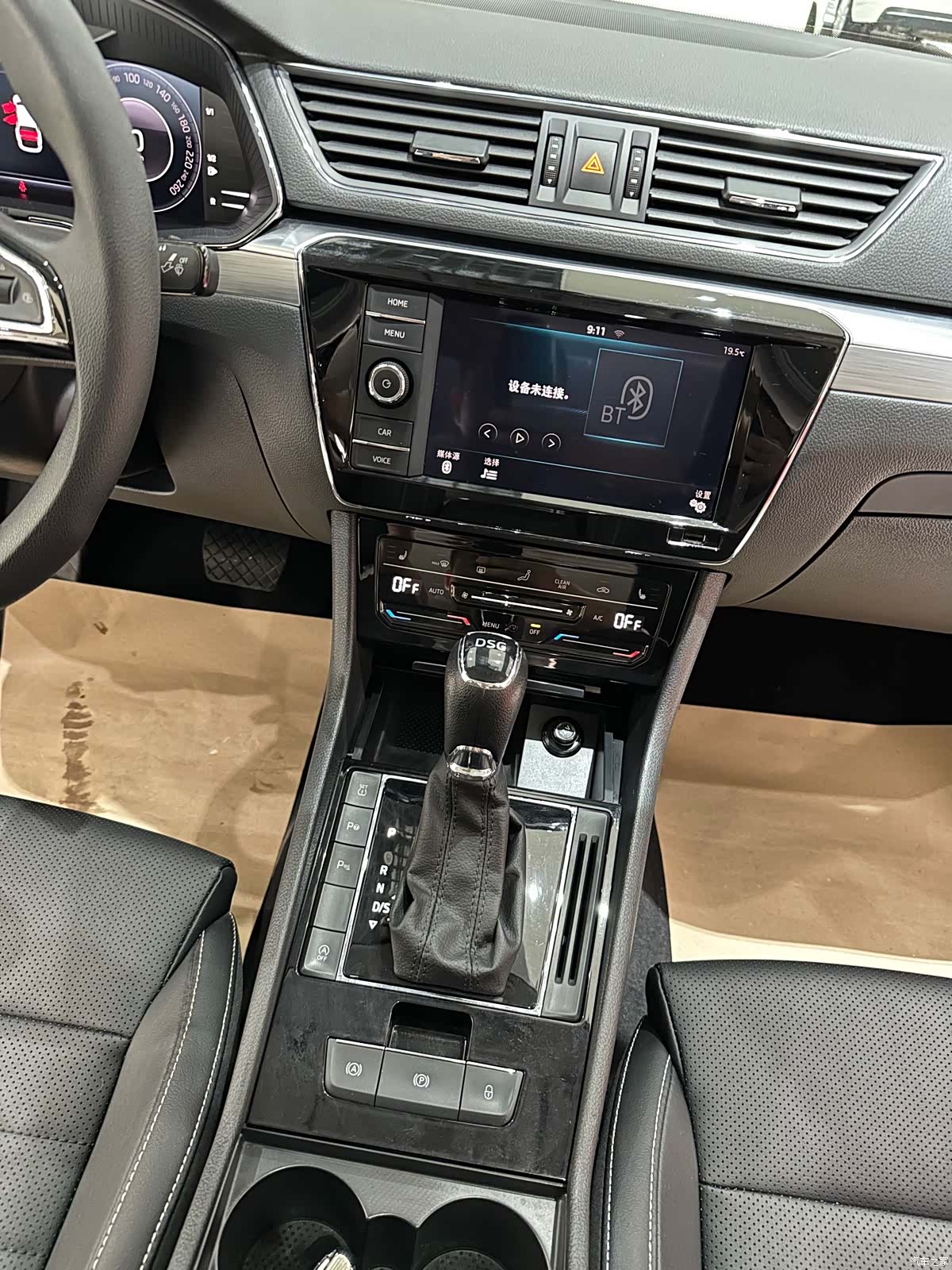 Skoda Superb, 2020 все фото