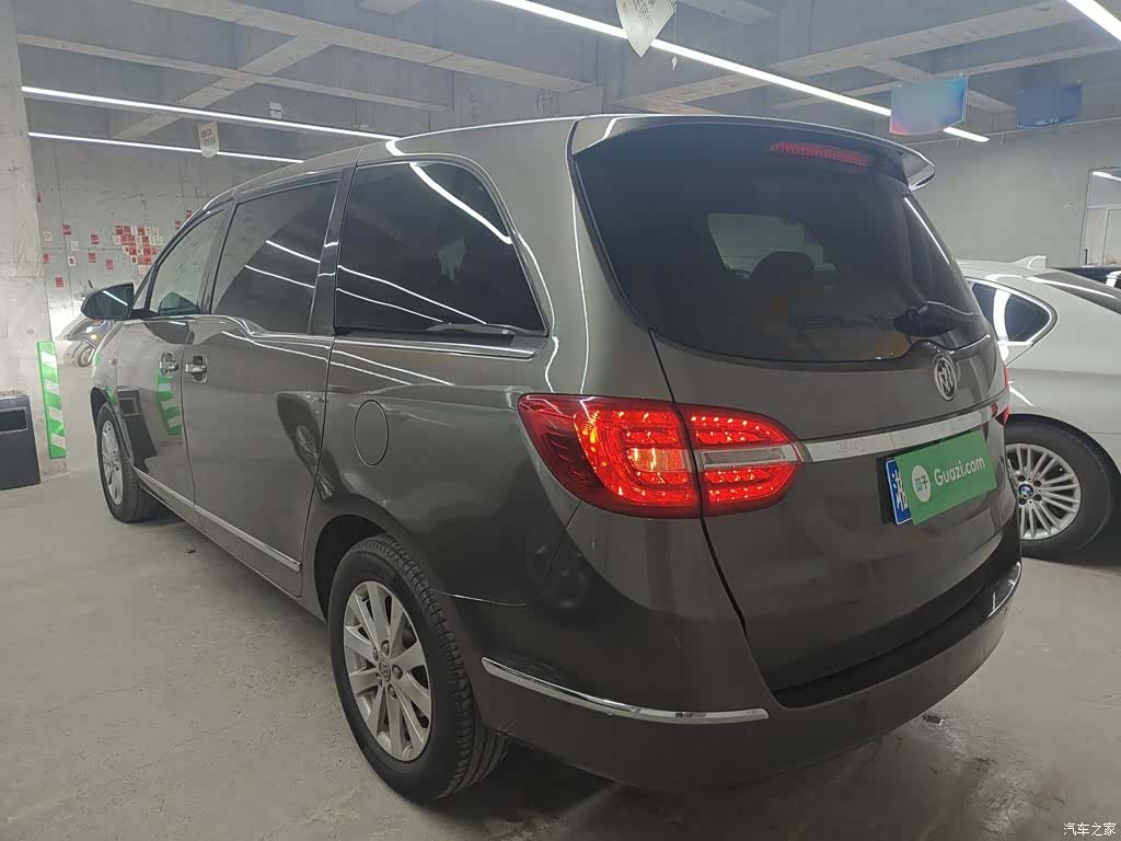 Buick GL8, 2018 23