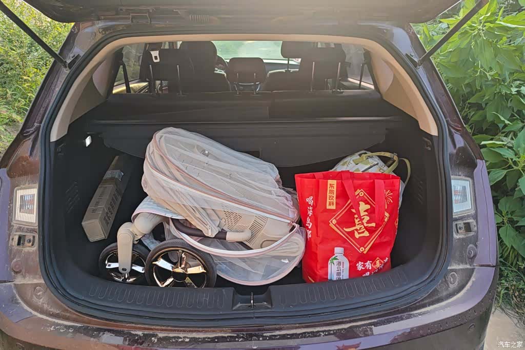 Wuling 560, 2016 4