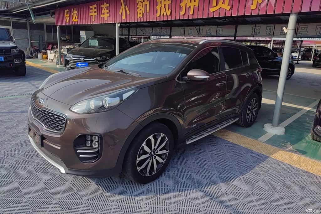 Kia KX5, 2016 1