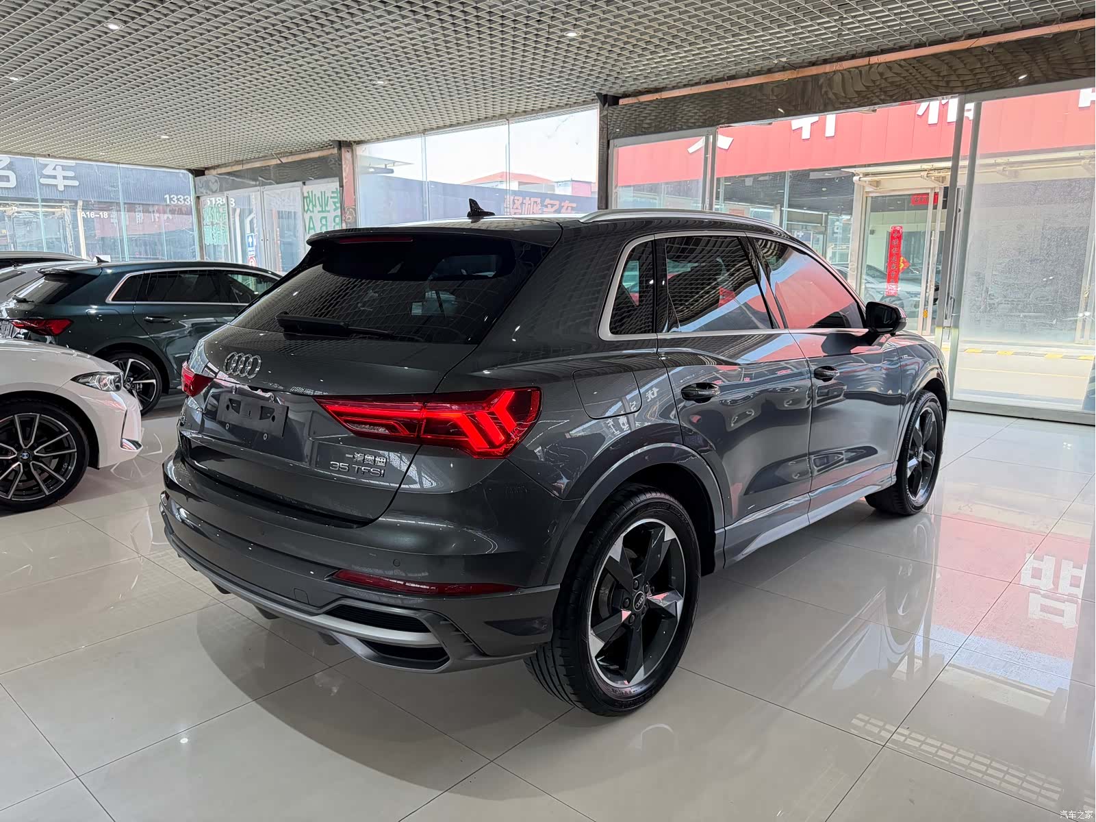 Audi Q3, 2022 4