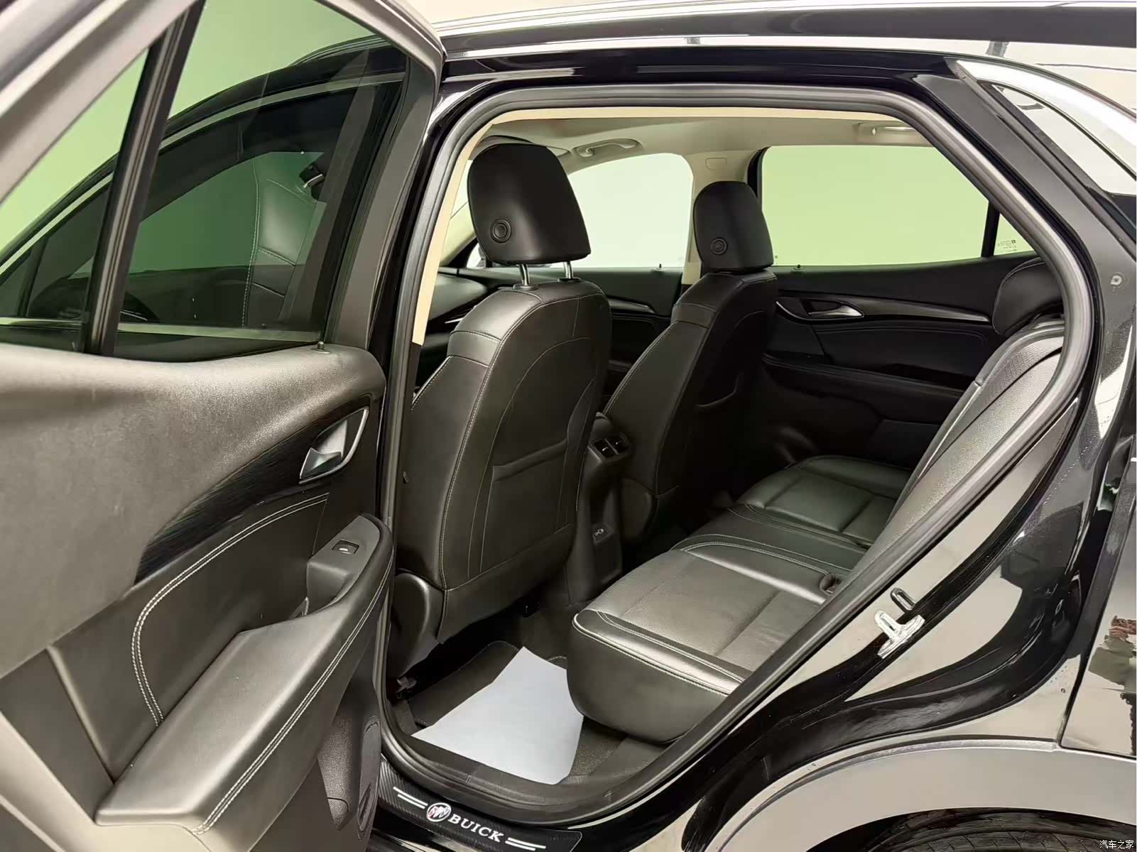 Buick Envision, 2023 13