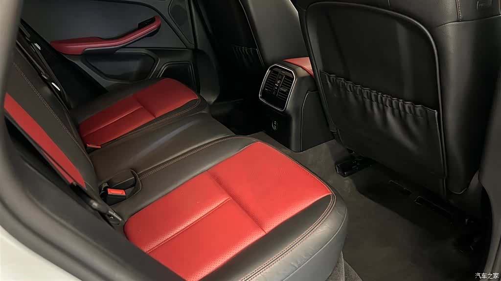 Porsche Macan, 2021 13