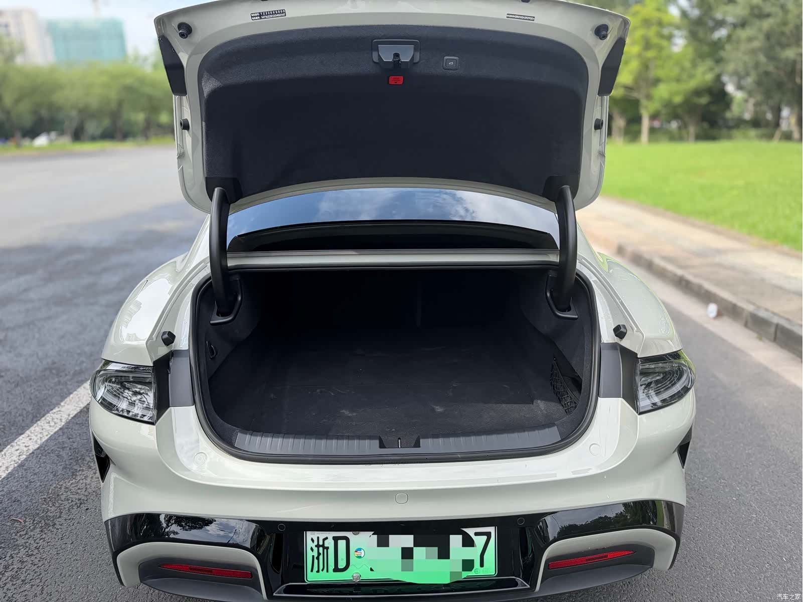 Xiaomi SU7, 2026 все фото