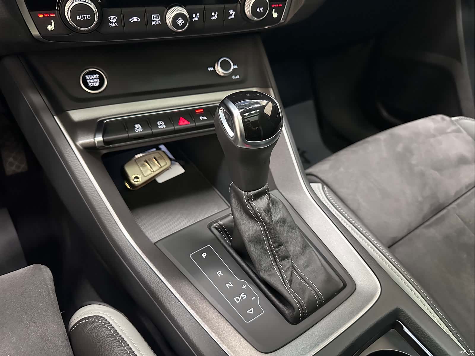 Audi Q3, 2023 18